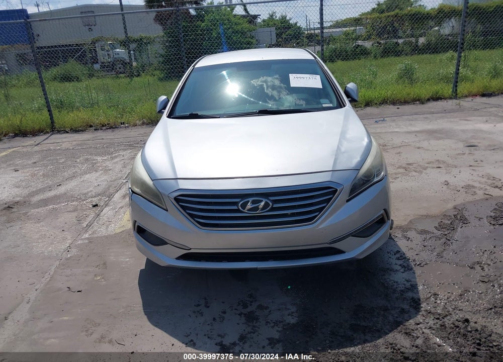2016 HYUNDAI SONATA SE VIN: 5NPE24AF7GH283259
