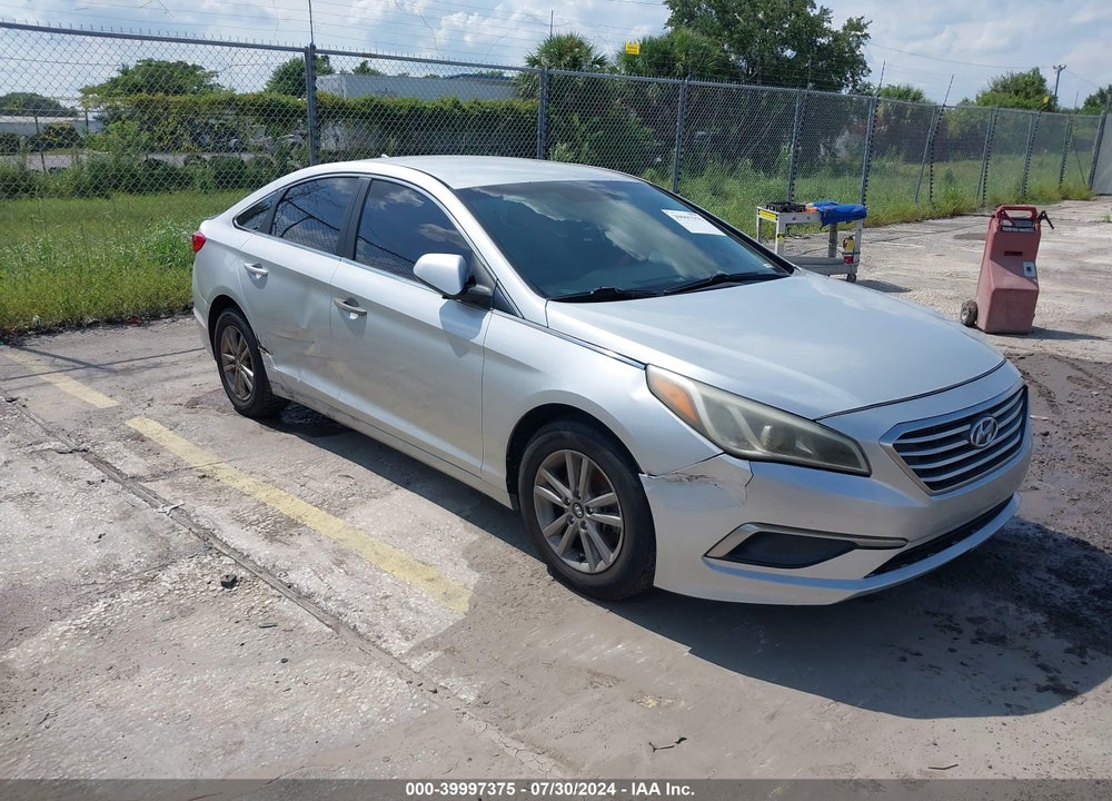 2016 HYUNDAI SONATA SE VIN: 5NPE24AF7GH283259