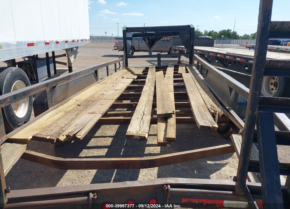 2015 BIG TEX TRAILER CO INC UTILITY TRAILER VIN: 4H4K2202091008605