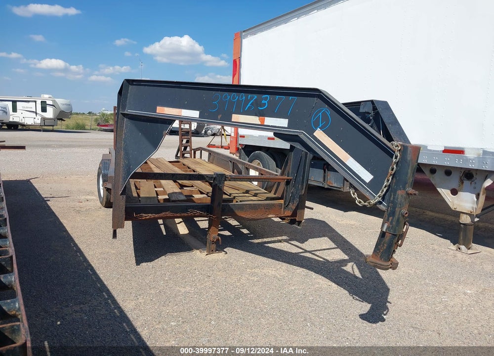 2015 BIG TEX TRAILER CO INC UTILITY TRAILER VIN: 4H4K2202091008605