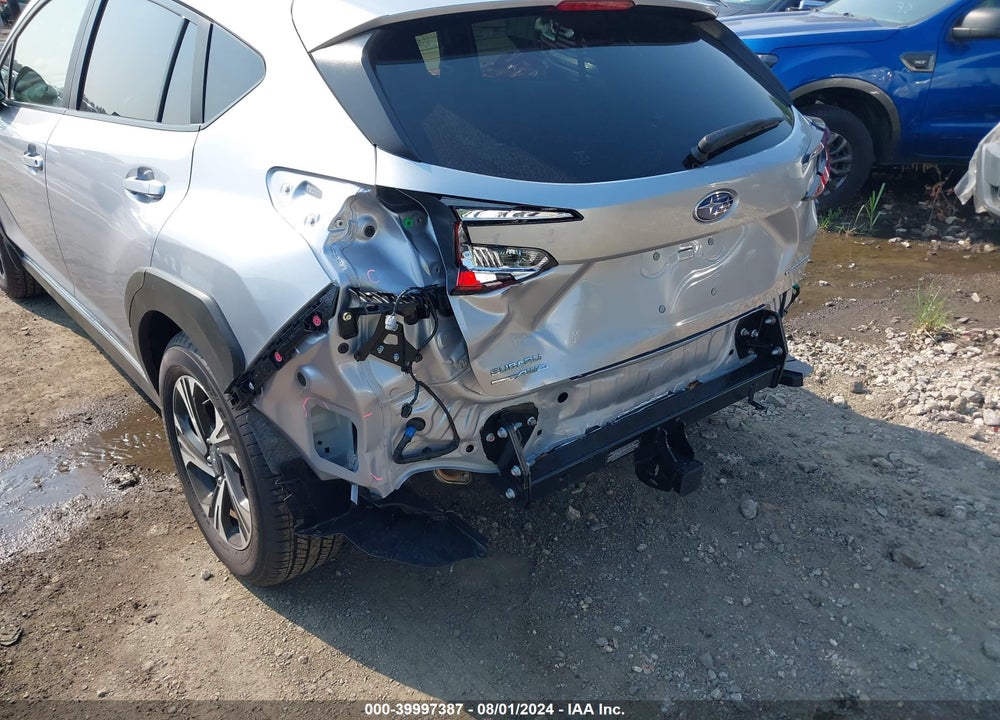 2024 SUBARU CROSSTREK PREMIUM VIN: JF2GUADC0R8235866