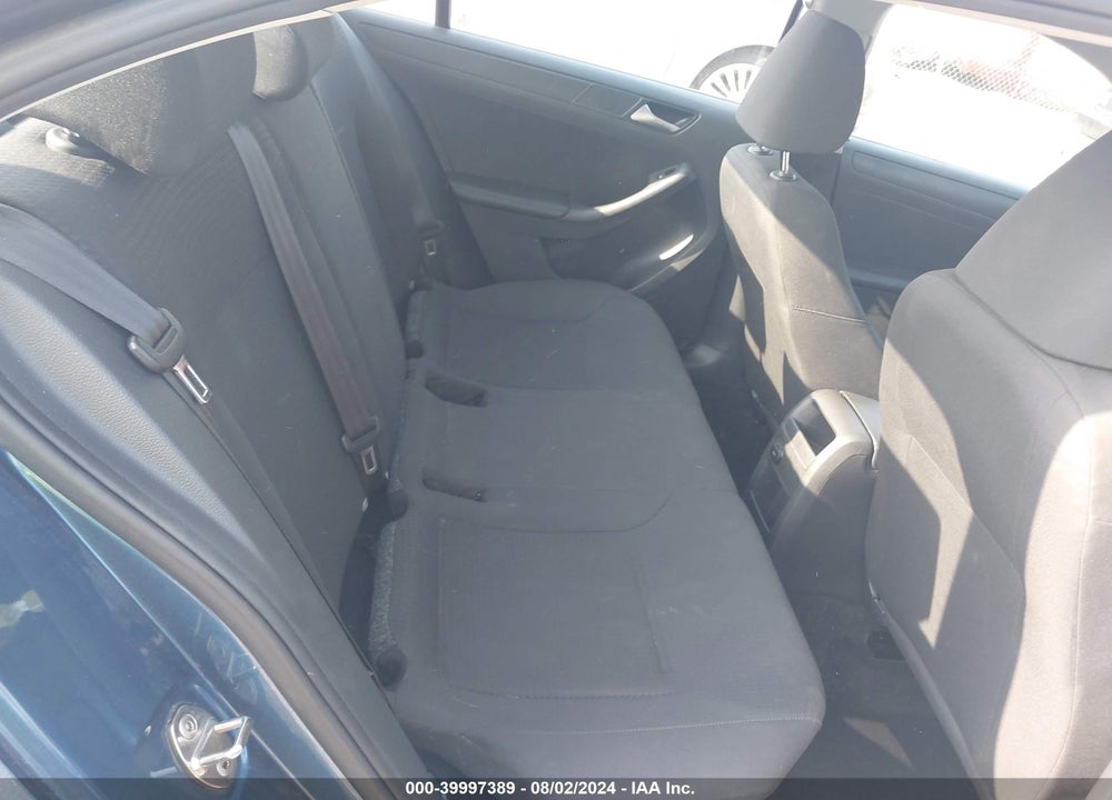 2015 VOLKSWAGEN JETTA 2.0L S VIN: 3VW2K7AJXFM271959