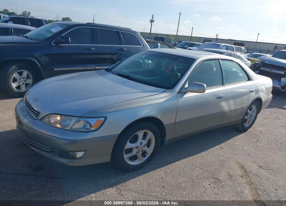 2001 LEXUS ES 300 VIN: JT8BF28G710305323