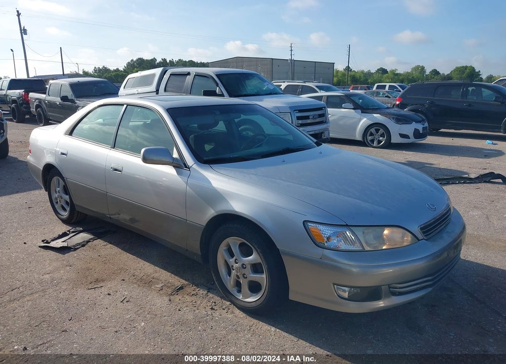 2001 LEXUS ES 300 VIN: JT8BF28G710305323