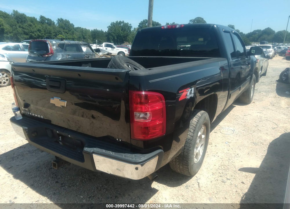 2008 CHEVROLET SILVERADO 1500 LT1 VIN: 2GCEK19J981283614