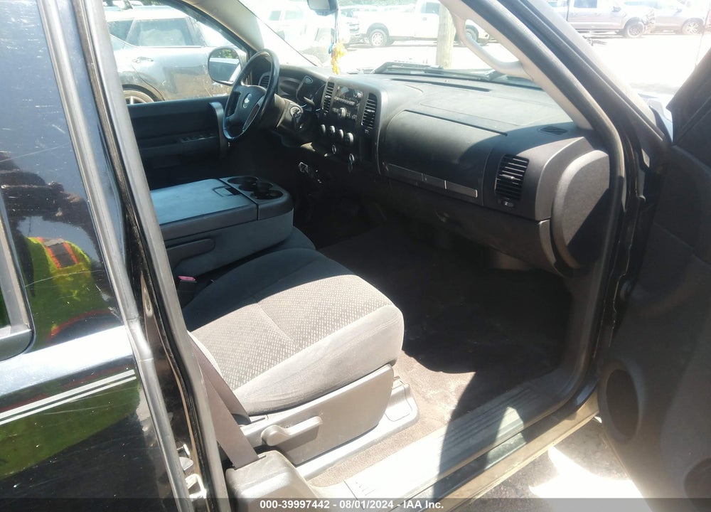 2008 CHEVROLET SILVERADO 1500 LT1 VIN: 2GCEK19J981283614