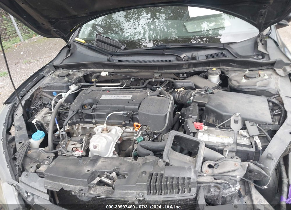 2015 HONDA ACCORD LX VIN: 1HGCR2F31FA171960