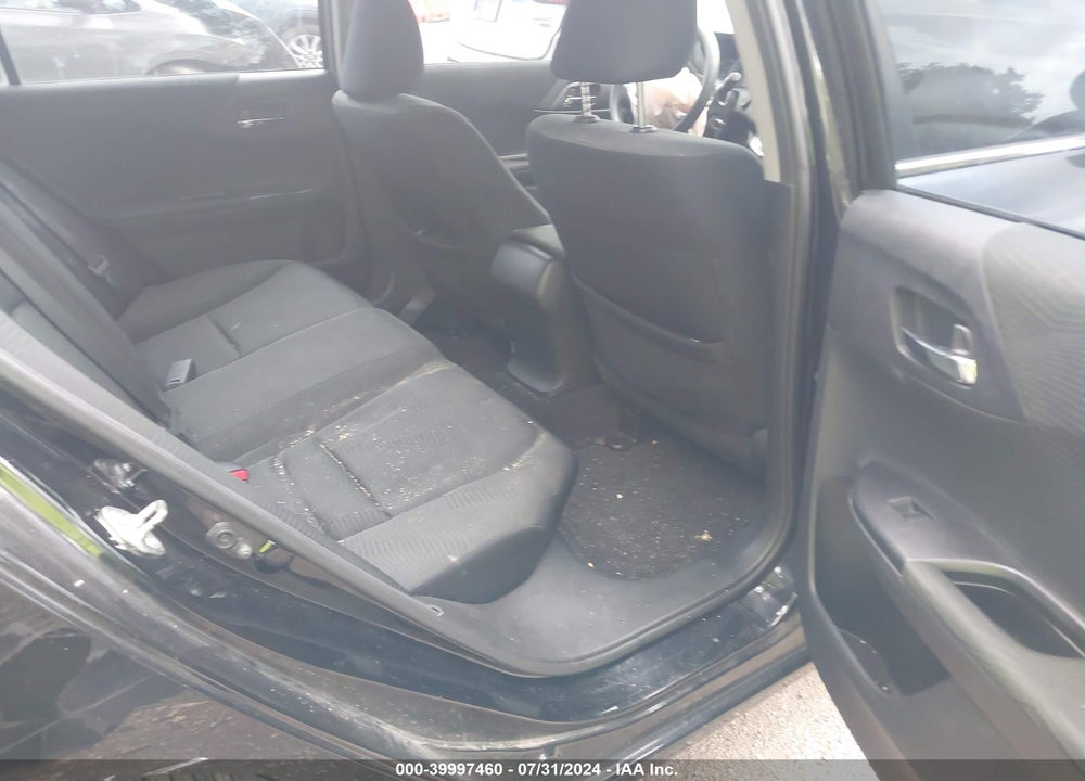 2015 HONDA ACCORD LX VIN: 1HGCR2F31FA171960