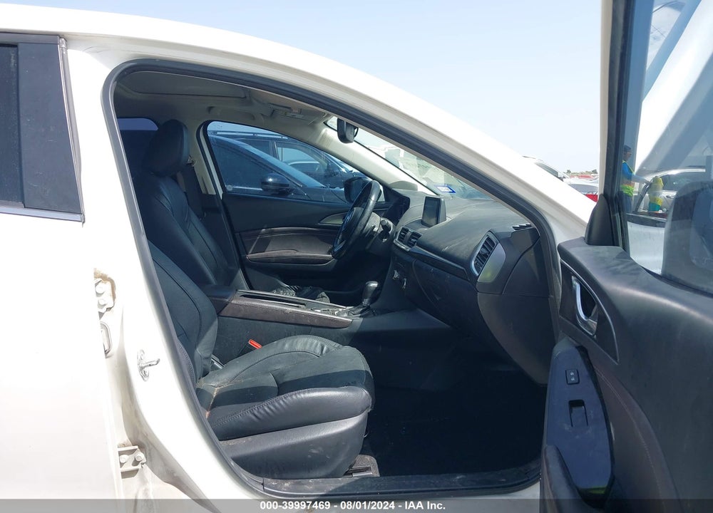 2018 MAZDA 3 GRAND TOURING VIN: 3MZBN1M38JM225105
