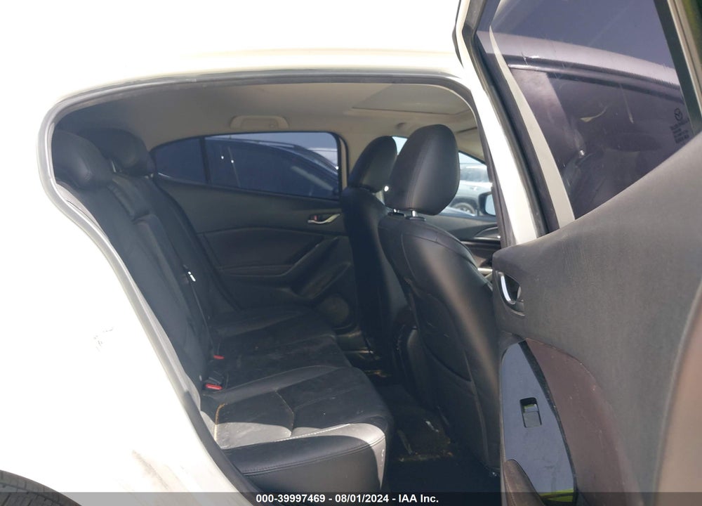2018 MAZDA 3 GRAND TOURING VIN: 3MZBN1M38JM225105