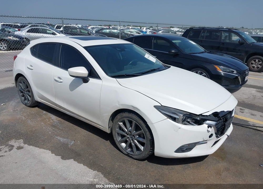 2018 MAZDA 3 GRAND TOURING VIN: 3MZBN1M38JM225105