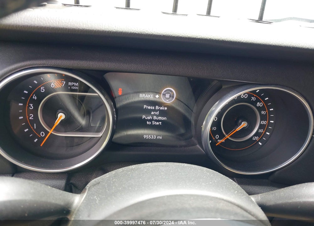 2018 JEEP WRANGLER UNLIMITED SAHARA 4X4 VIN: 1C4HJXEN1JW247720
