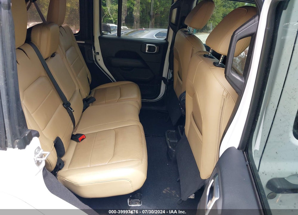 2018 JEEP WRANGLER UNLIMITED SAHARA 4X4 VIN: 1C4HJXEN1JW247720