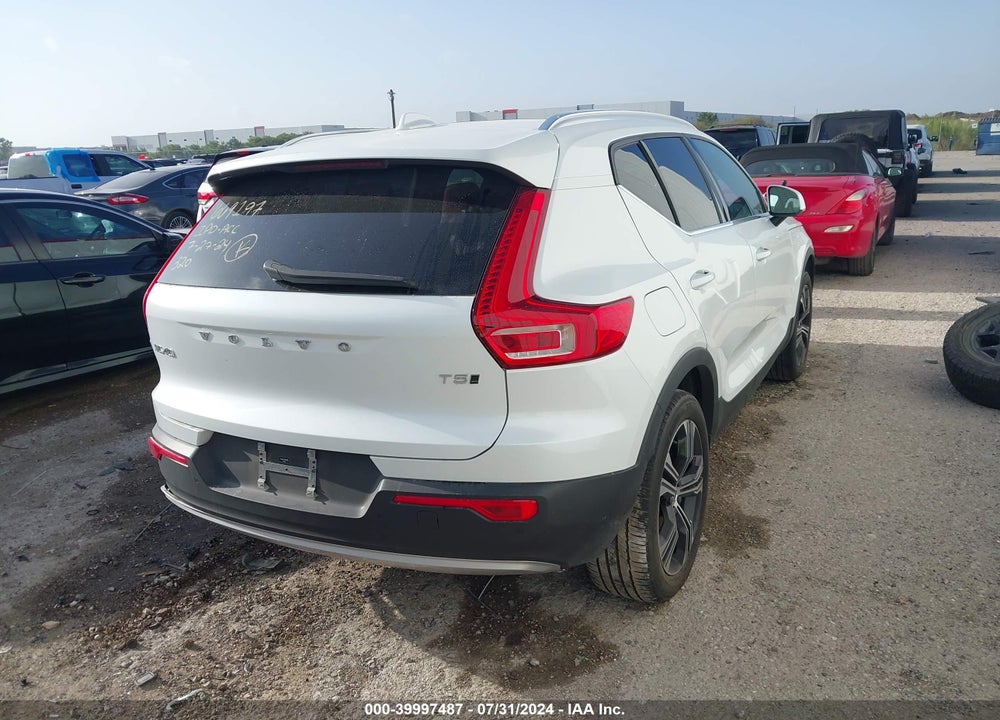 2021 VOLVO XC40 T5 INSCRIPTION VIN: YV4162UL7M2461268