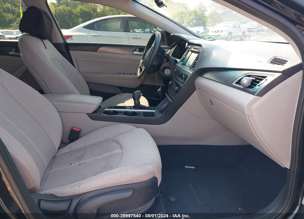 2016 HYUNDAI SONATA SPORT VIN: 5NPE34AF0GH430843