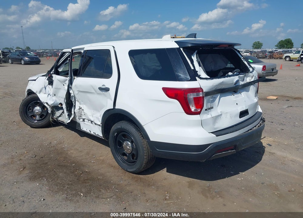 2018 FORD POLICE INTERCEPTOR UTILITY VIN: 1FM5K8AR8JGA15930