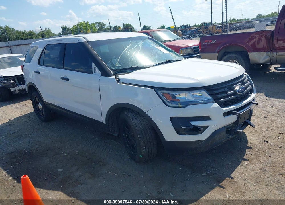 2018 FORD POLICE INTERCEPTOR UTILITY VIN: 1FM5K8AR8JGA15930