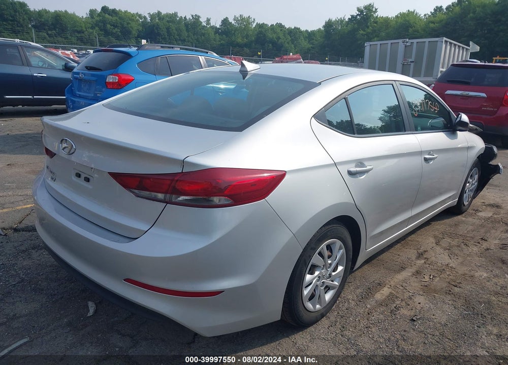 2017 HYUNDAI ELANTRA SE VIN: 5NPD74LF7HH167460