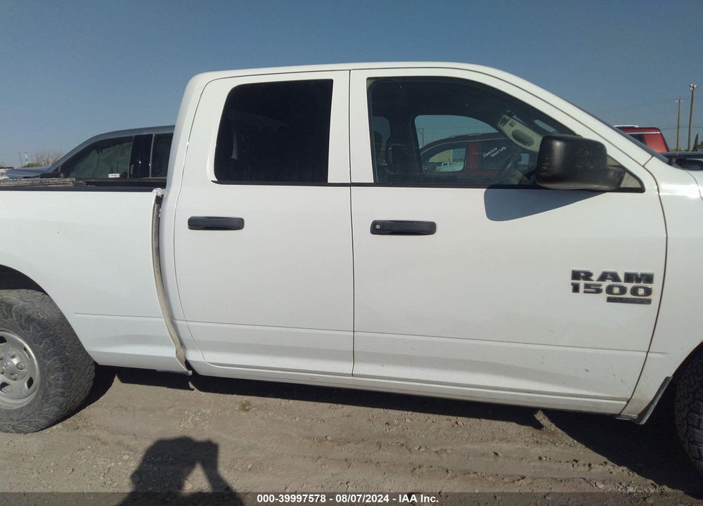 2019 RAM 1500 CLASSIC TRADESMAN QUAD CAB 4X4 6'4 BOX VIN: 1C6RR7FG1KS626312