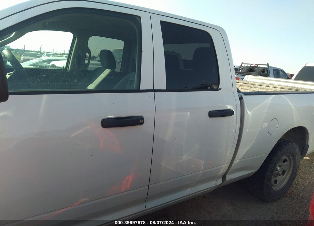 2019 RAM 1500 CLASSIC TRADESMAN QUAD CAB 4X4 6'4 BOX VIN: 1C6RR7FG1KS626312