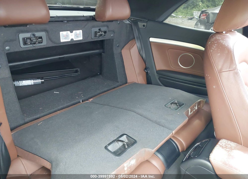 2010 AUDI A5 2.0T PREMIUM VIN: WAULFAFHXAN017677