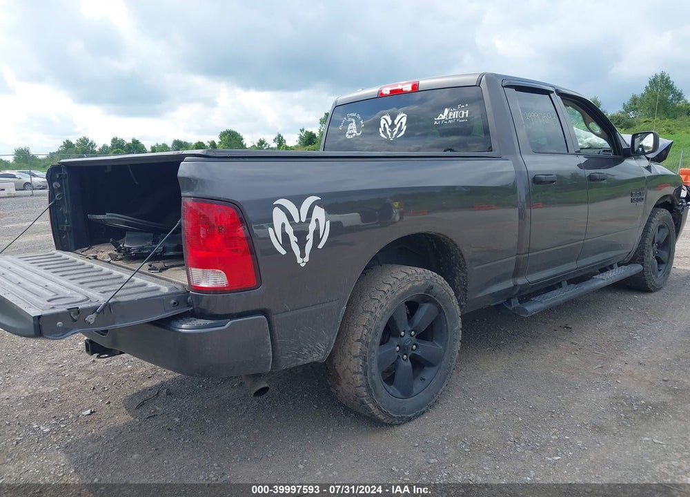2019 RAM 1500 CLASSIC EXPRESS QUAD CAB 4X4 6'4 BOX VIN: 1C6RR7FG3KS534795