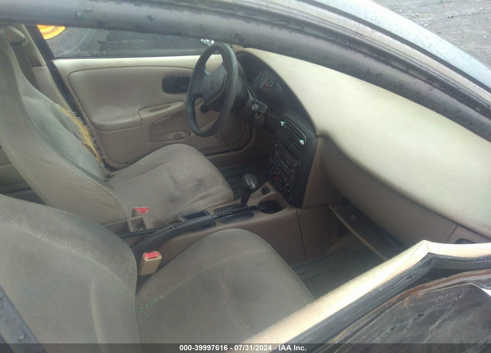 2000 SATURN SL1 VIN: 1G8ZH5288YZ130688