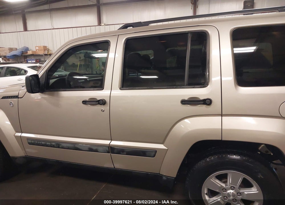 2010 JEEP LIBERTY SPORT VIN: 1J4PN2GK5AW111705