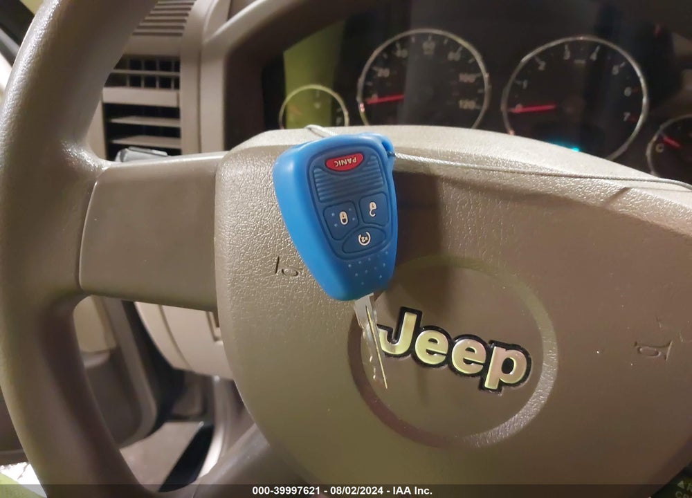 2010 JEEP LIBERTY SPORT VIN: 1J4PN2GK5AW111705