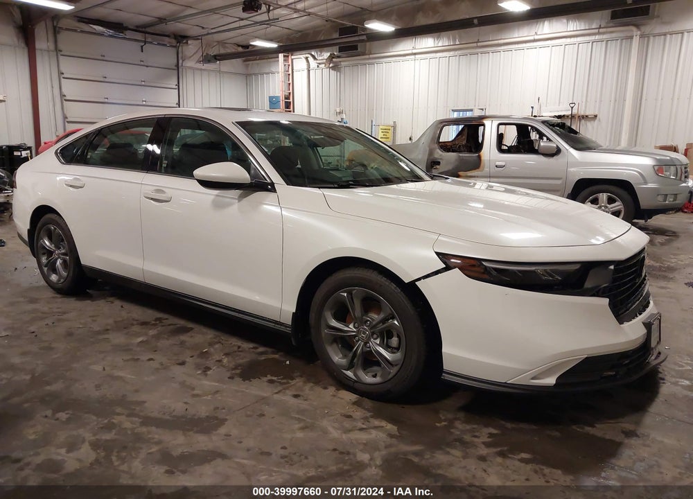 2024 HONDA ACCORD EX VIN: 1HGCY1F31RA063372