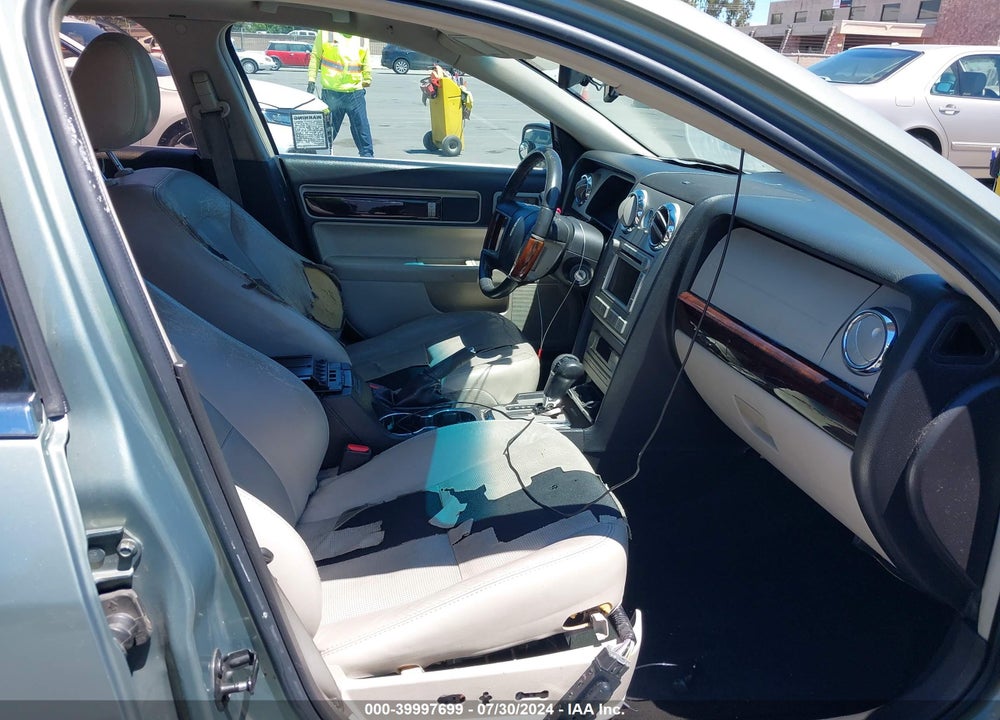 2009 LINCOLN MKZ VIN: 3LNHM26TX9R608055