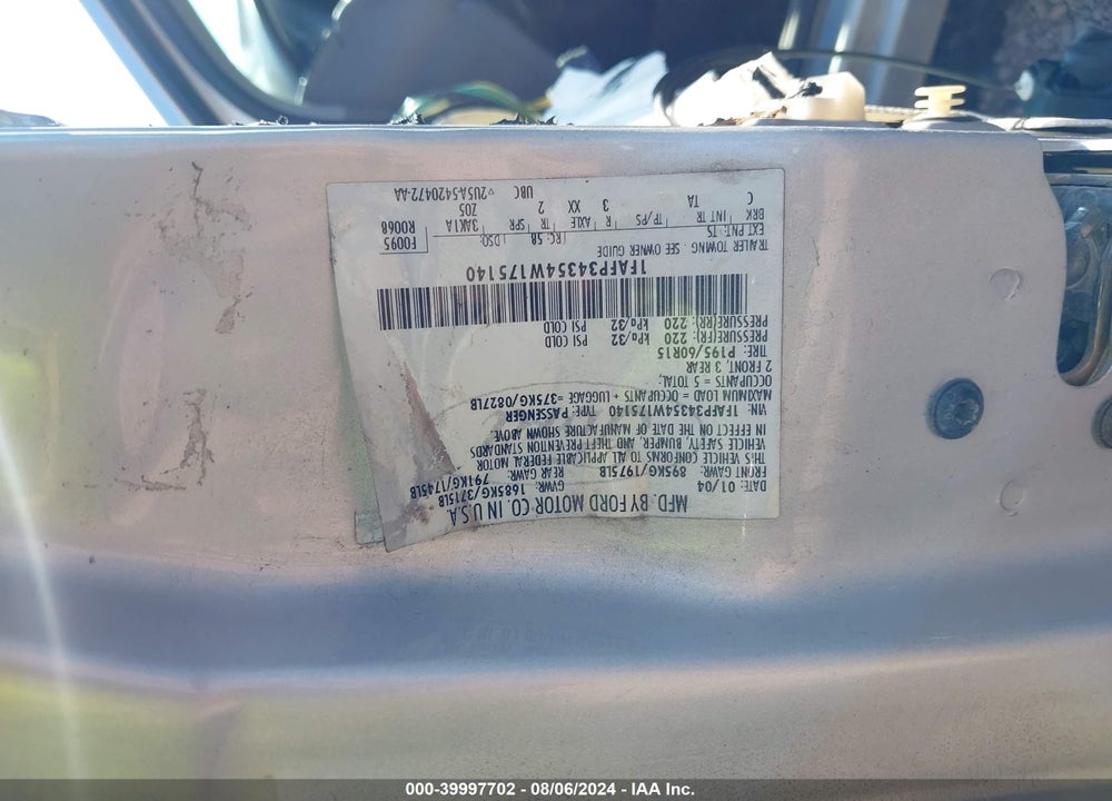 2004 FORD FOCUS SE VIN: 1FAFP34354W175140
