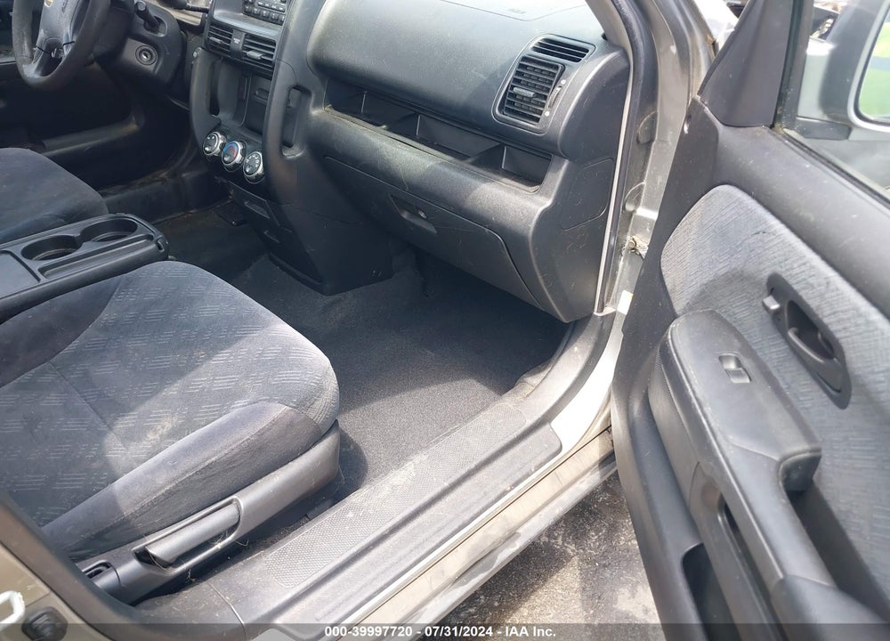 2005 HONDA CR-V EX VIN: SHSRD78855U325209