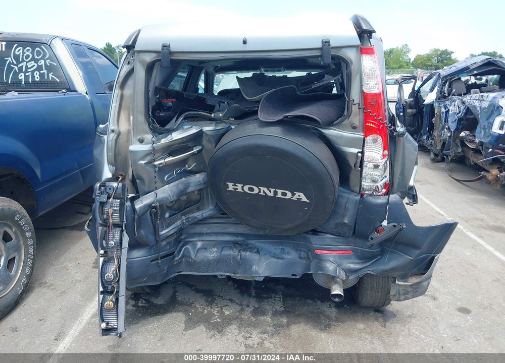 2005 HONDA CR-V EX VIN: SHSRD78855U325209