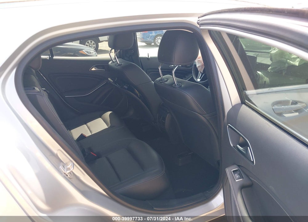 2015 MERCEDES-BENZ GLA 250 VIN: WDCTG4EB9FJ153824