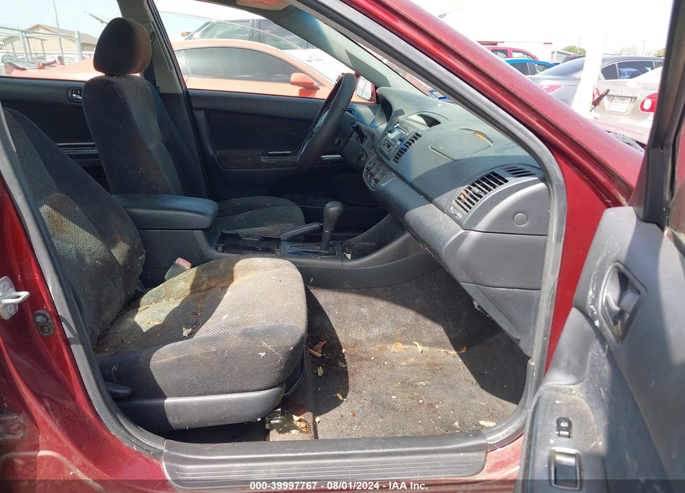 2004 TOYOTA CAMRY SE VIN: 4T1BE32K34U283837