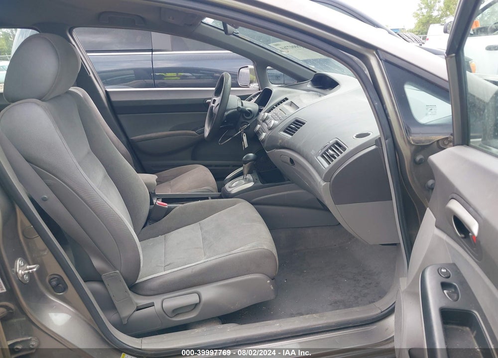2006 HONDA CIVIC LX VIN: 1HGFA16556L103942