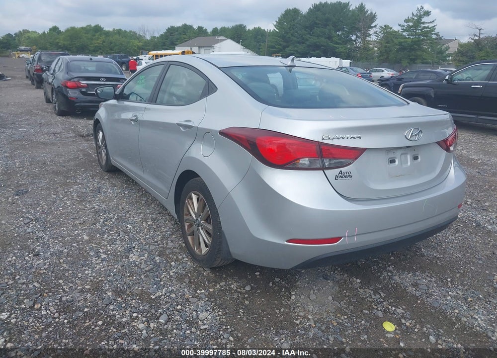 2015 HYUNDAI ELANTRA SE VIN: 5NPDH4AE5FH613514