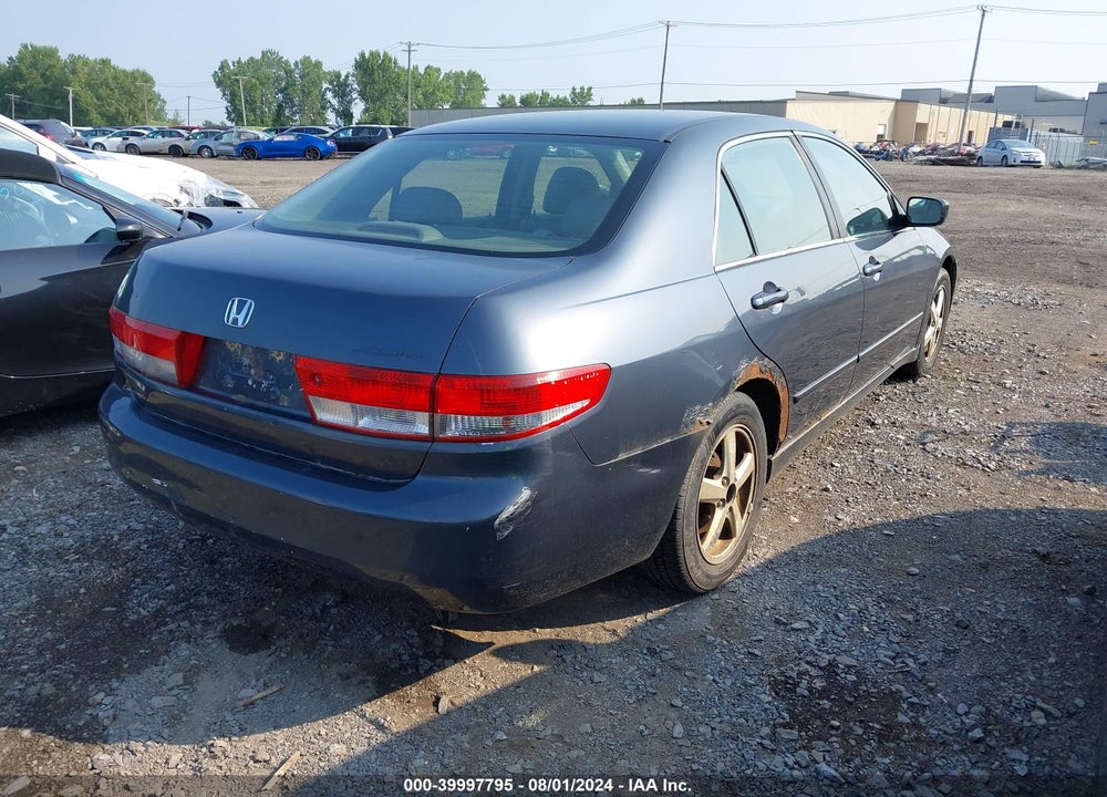 2003 HONDA ACCORD 2.4 EX VIN: JHMCM56663C011015