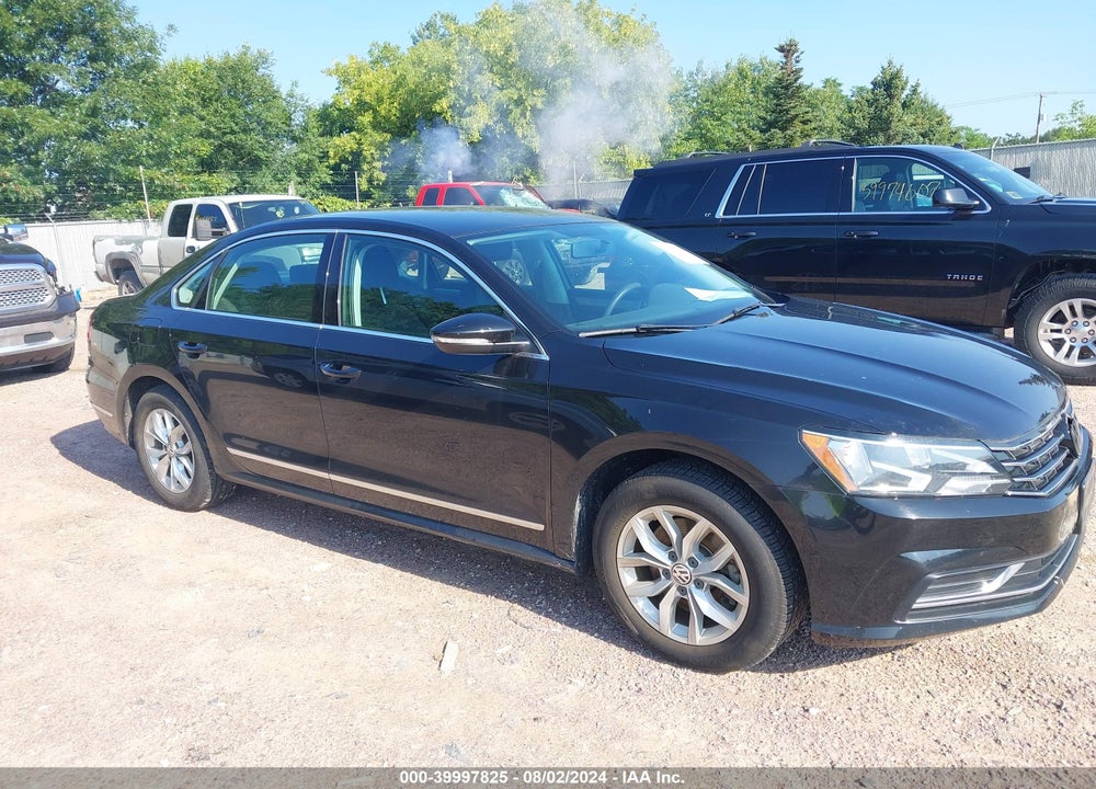 2016 VOLKSWAGEN PASSAT 1.8T S VIN: 1VWAT7A37GC043172