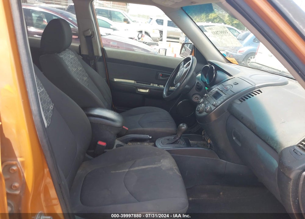 2011 KIA SOUL VIN: KNDJT2A20B7226265