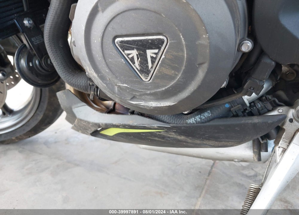 2022 TRIUMPH MOTORCYCLE STREET TRIPLE RS VIN: SMTA554S4NTAW9198