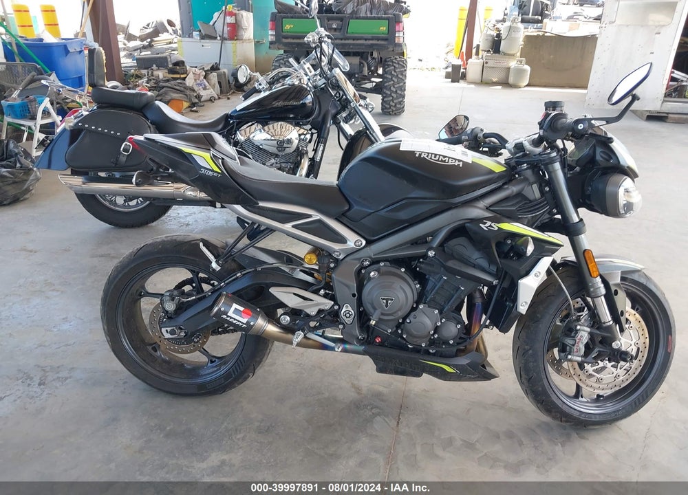 2022 TRIUMPH MOTORCYCLE STREET TRIPLE RS VIN: SMTA554S4NTAW9198