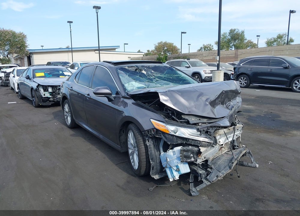 2018 TOYOTA CAMRY XLE V6 VIN: 4T1BZ1HK3JU006469