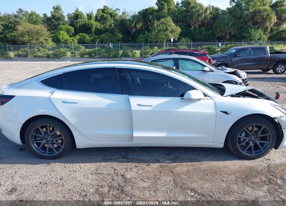 2019 TESLA MODEL 3 LONG RANGE/PERFORMANCE VIN: 5YJ3E1EB9KF493552