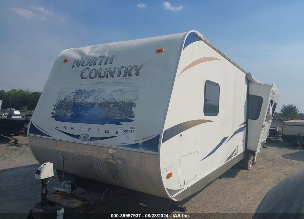 2011 HEARTLAND NORTH COUNTRY VIN: 5SFEB3720BE227815