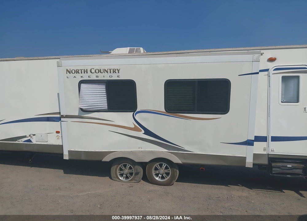 2011 HEARTLAND NORTH COUNTRY VIN: 5SFEB3720BE227815