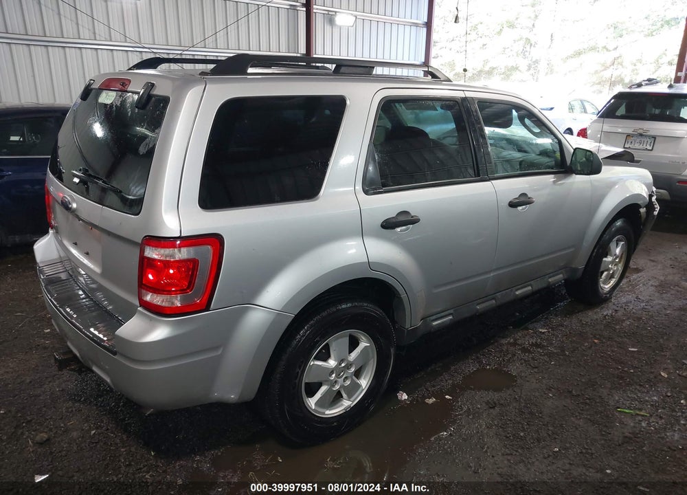 2010 FORD ESCAPE XLT VIN: 1FMCU9D72AKC93740