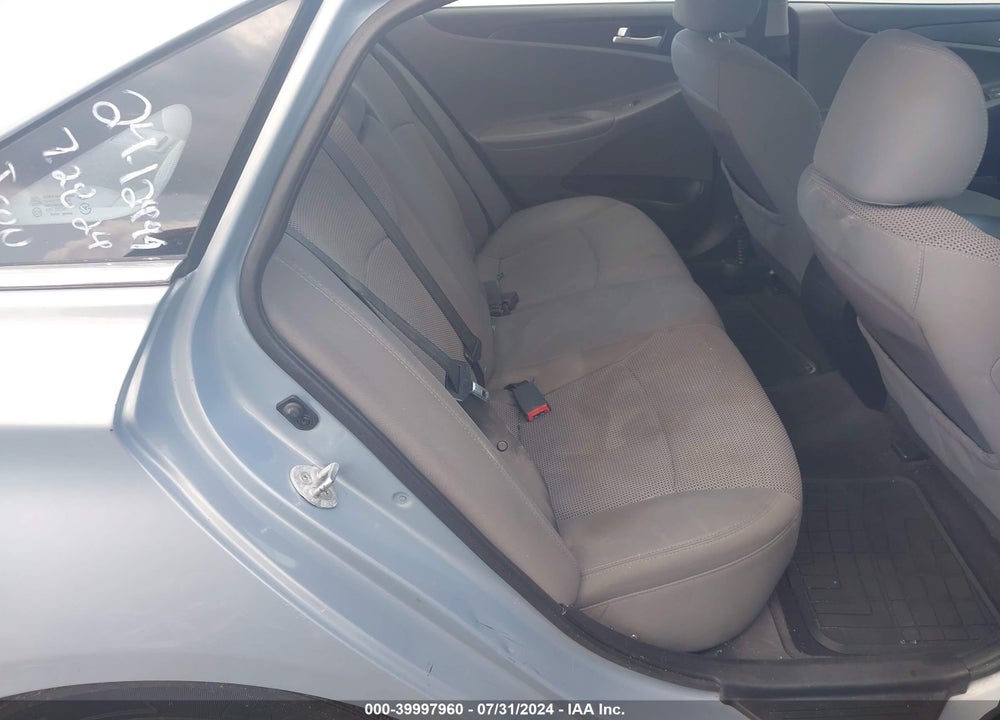 2013 HYUNDAI SONATA GLS VIN: 5NPEB4AC7DH765747