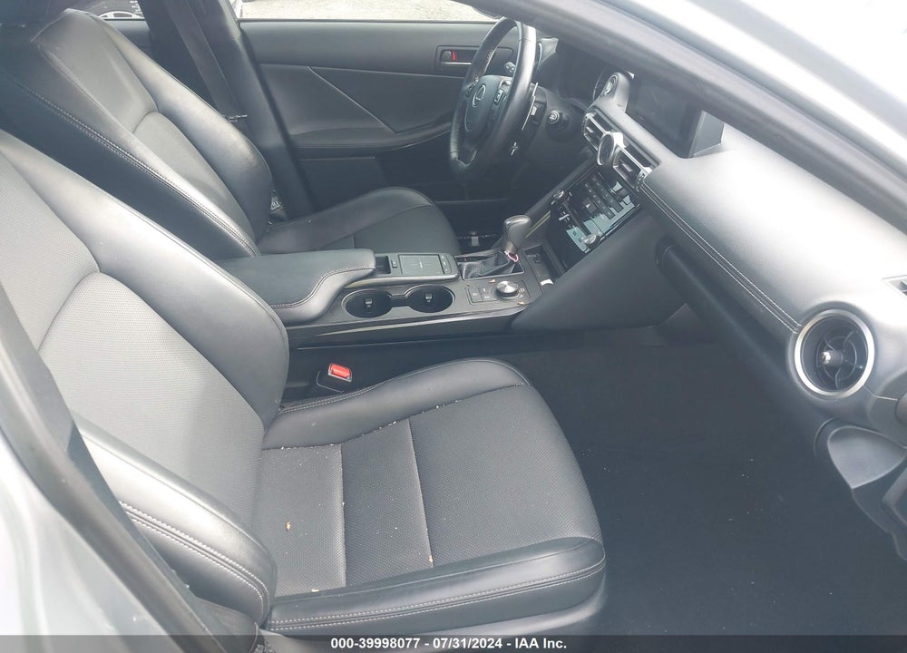 2021 LEXUS IS 300 VIN: JTHAA1D20M5113232
